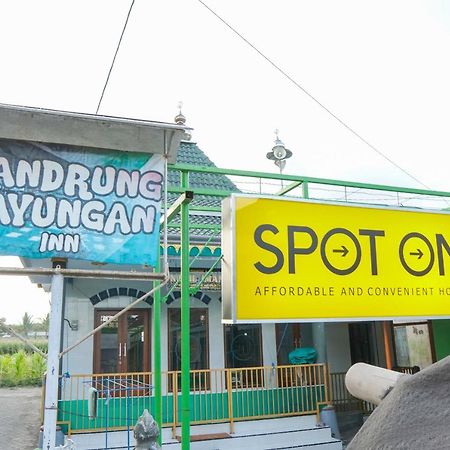 Gandrung Payungan Family Inn Баньювангі Екстер'єр фото
