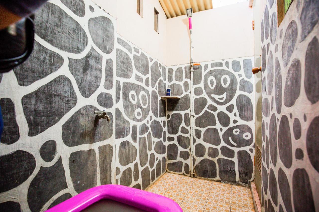 Gandrung Payungan Family Inn Баньювангі Екстер'єр фото