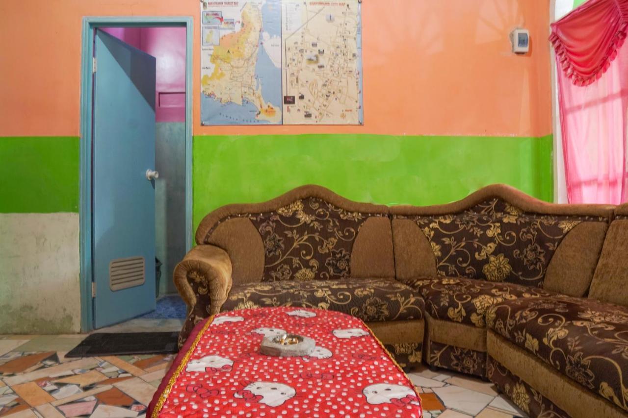 Gandrung Payungan Family Inn Баньювангі Екстер'єр фото